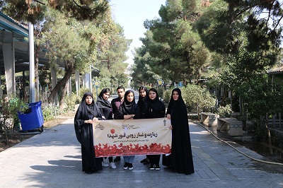 The ritual of dusting and perfuming the martyrs’ tombs and a visit to the museum of Holy Defense